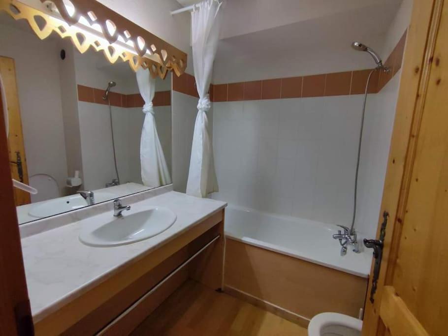 Samoens Residence Grand Tetras 4 Personnes Piscine Dış mekan fotoğraf
